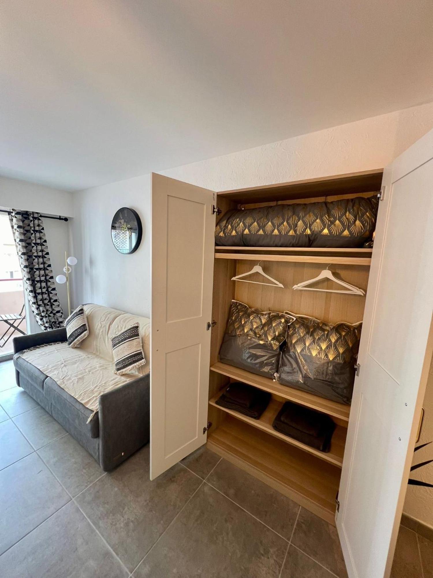 Studio Climatise, Cosy Et Calme Au Centre Ville Antibes Eksteriør bilde